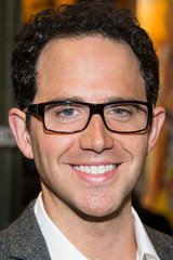 Santino Fontana